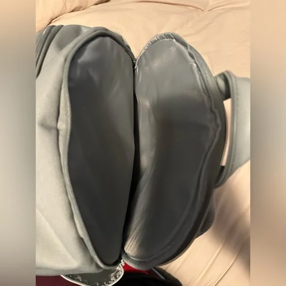 BEIS travel backpack in Slate - Picture 3 of 6